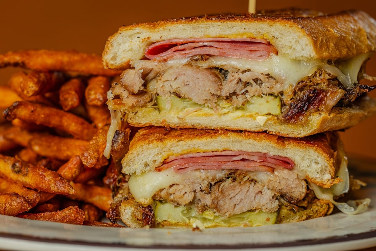 EL CUBANO